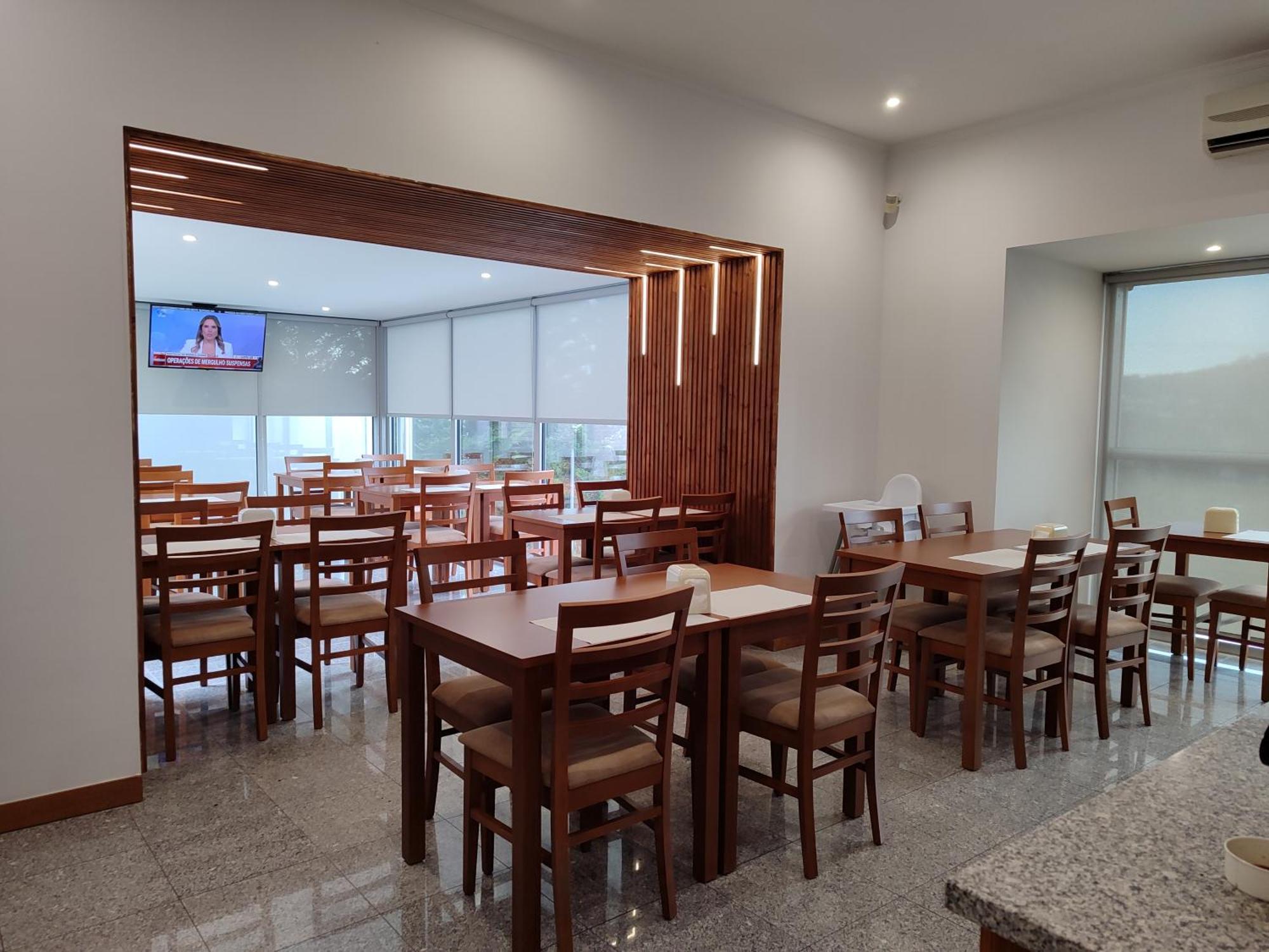 Dom Hotel Penafiel Buitenkant foto