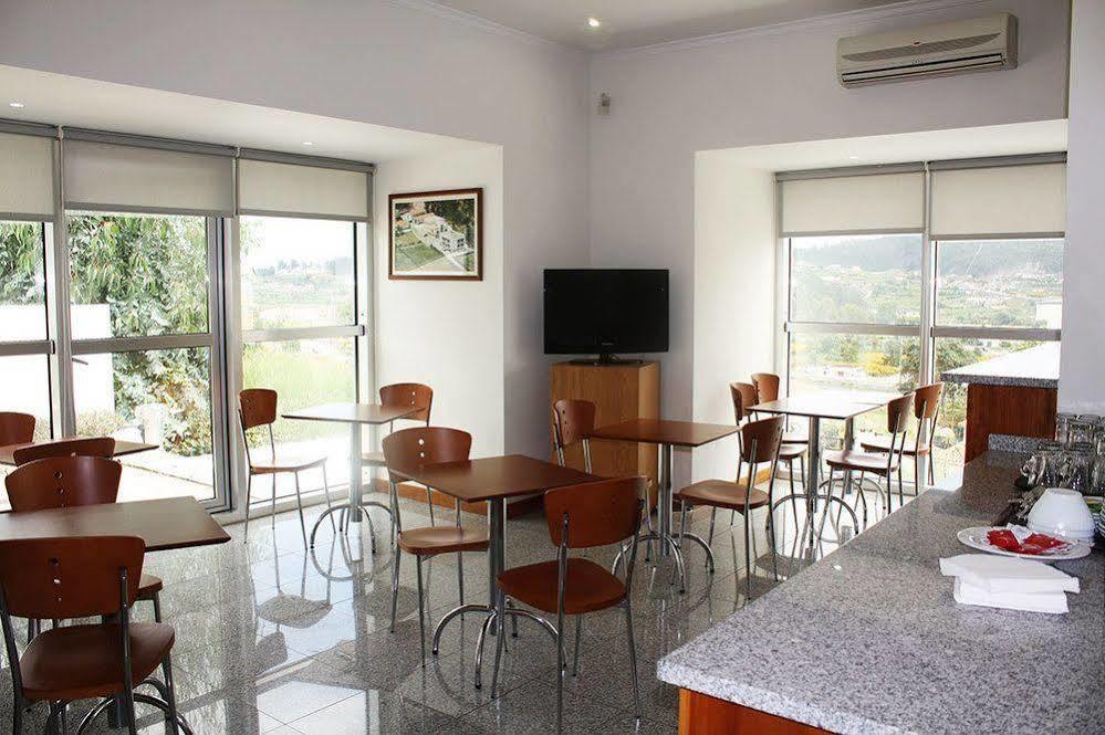 Dom Hotel Penafiel Buitenkant foto